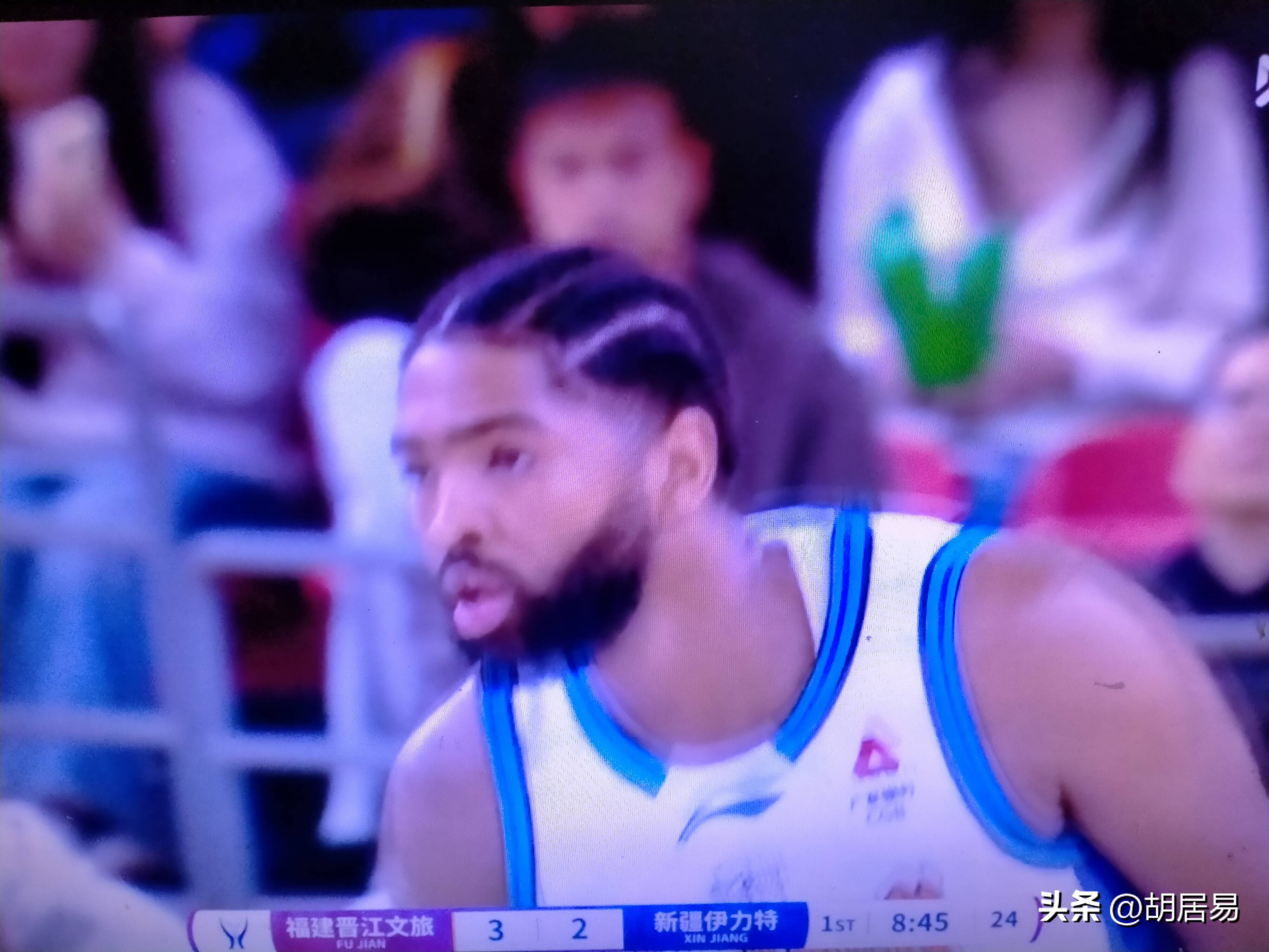 关于赛地聚焦：CBA季后赛今晨热度飙升，里昂主帅复盘，气氛紧张，控场能力受关注的信息